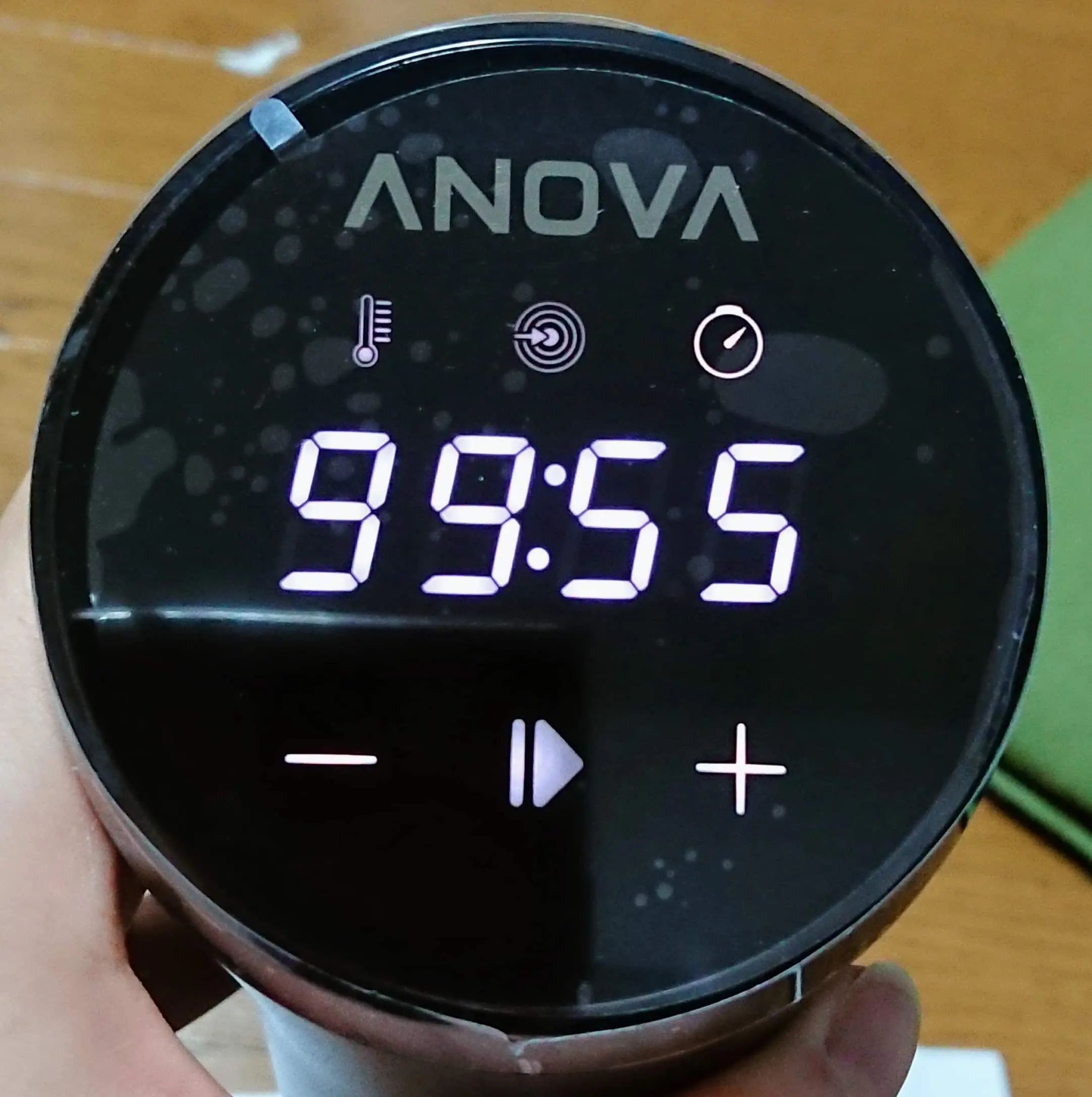 Anova Nano 最大加熱時間は99時間55分